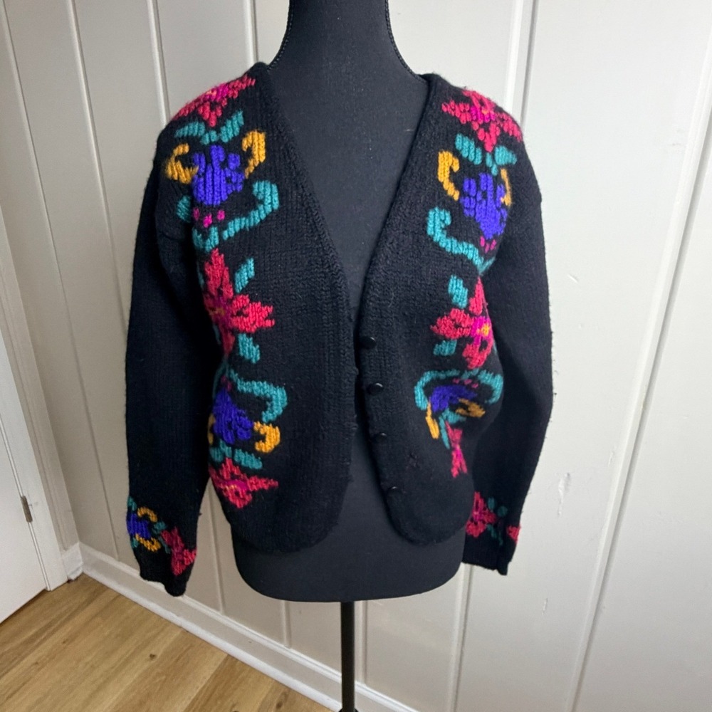Vintage Eddie Bauer Floral Intarsia Knit Cardigan Sweater Black Wool Blend S/P